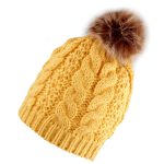 cappello con pon pon