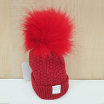 cappello con pon pon