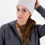 cappello con pon pon