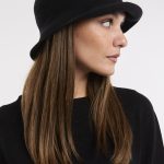 cappello nero donna